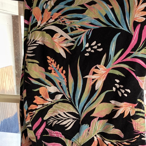 Tropical pants๐บ๐บ๐บ - Picture 16 of 17